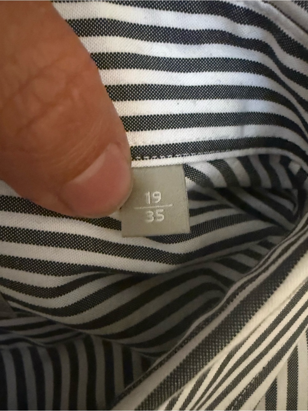 Nordstrom Men's Blue and White Striped Dress Shirt, Size 19/35 - Picture 4 of 4